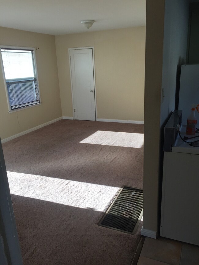 Photo - 5235 Panama Ave Unit 5235