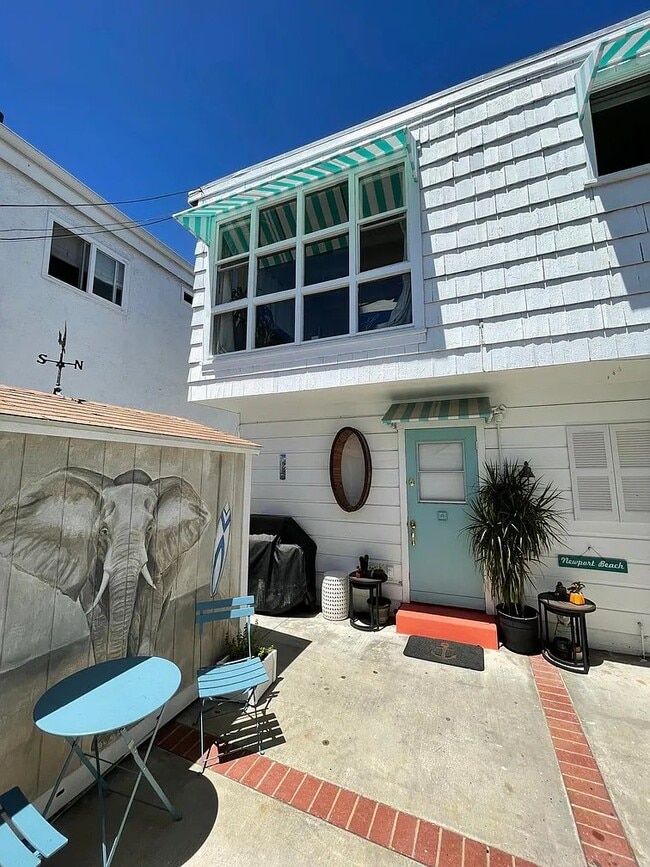 Photo - 303 34th St