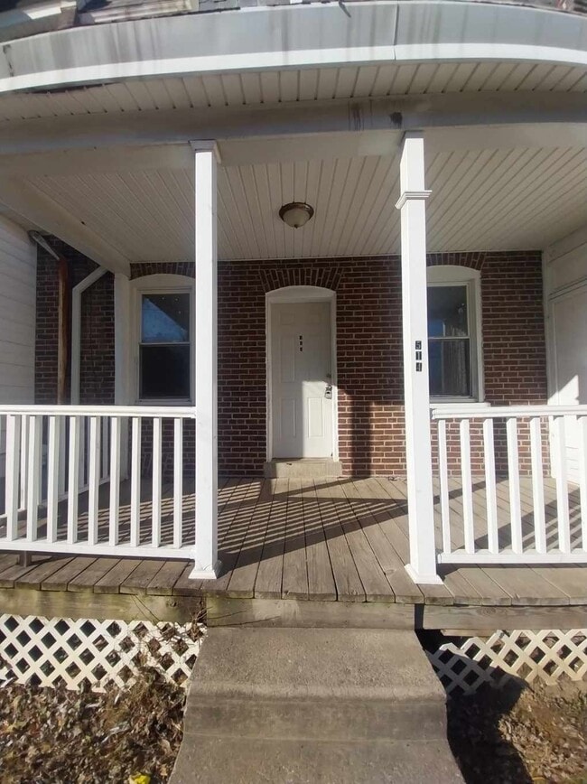 Photo - 514 W 30th St