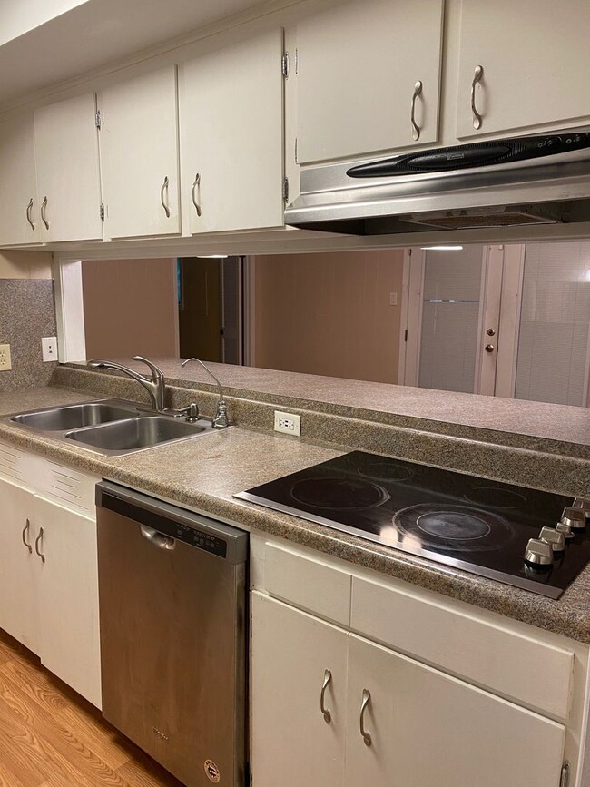 Photo - Must see this Beautiful 3/2 home in Village St. George Available NOW