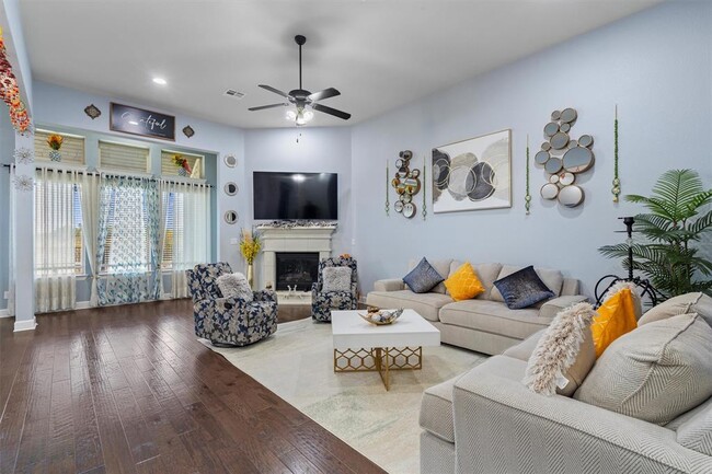 Photo - 3367 Vasquez Pl