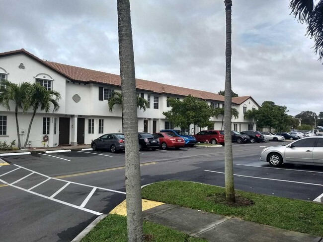 Photo - 4182 Napoli Lake Dr