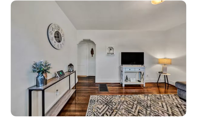 Photo - 1139 Ethel Rd SE