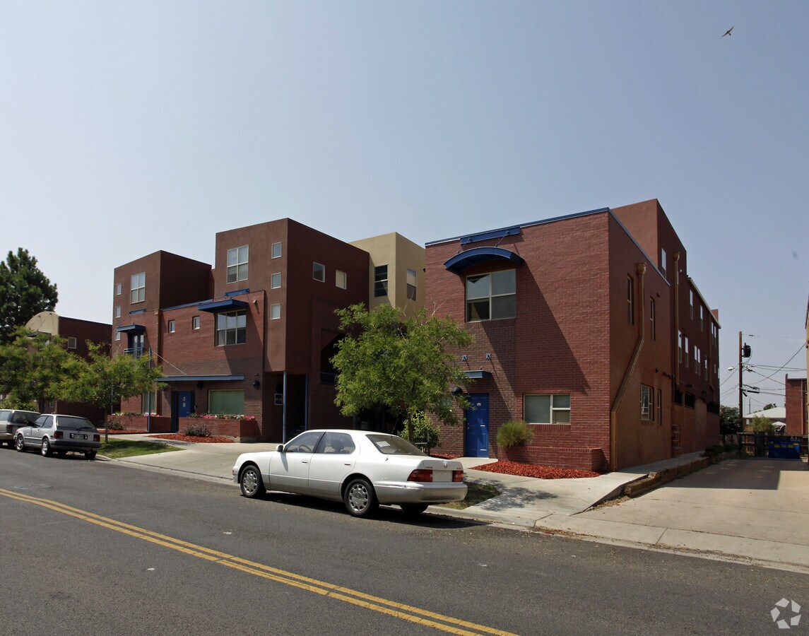 Photo - Plaza Townhomes