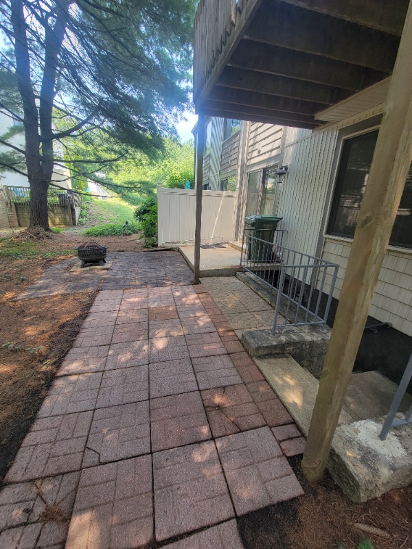 Photo - 44 Dendron Ct