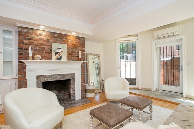 Photo - 388 Marlborough St Unit 9