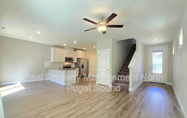 Photo - 8303 Gilman Wy