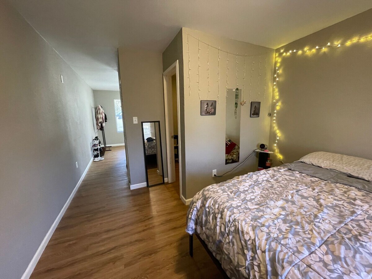 Photo - 1 Bedroom Studio in Hollister, MO Unidad 6