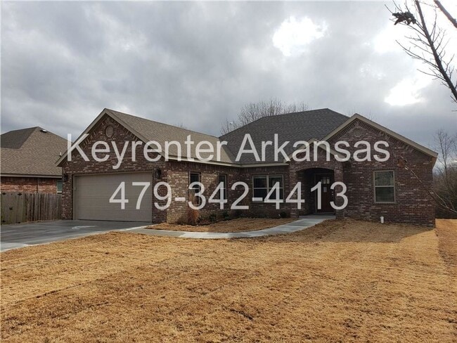 Building Photo - Spacious 4-Bedroom Home with Modern Upgrades & Fenced Yard