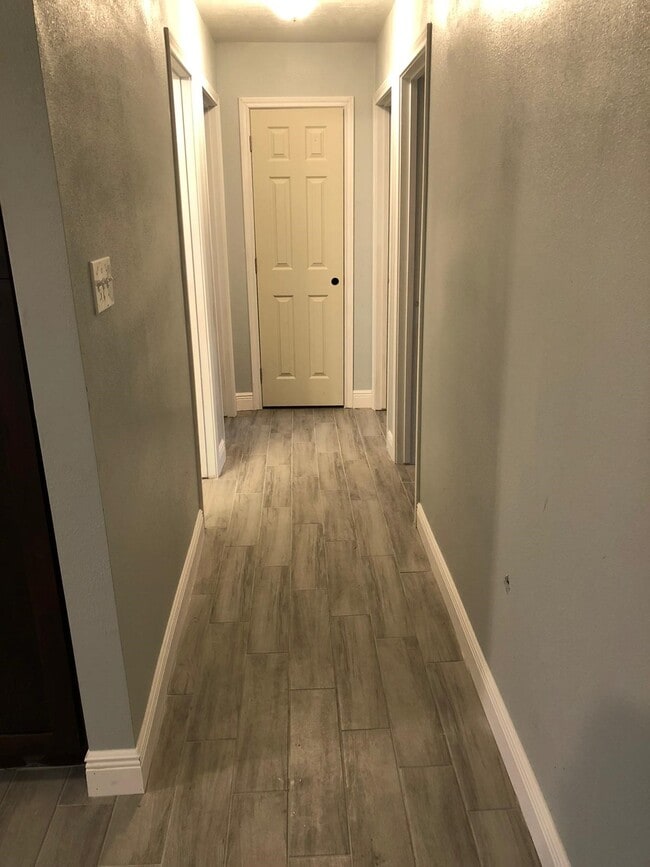 Photo - 3031 Groton Dr