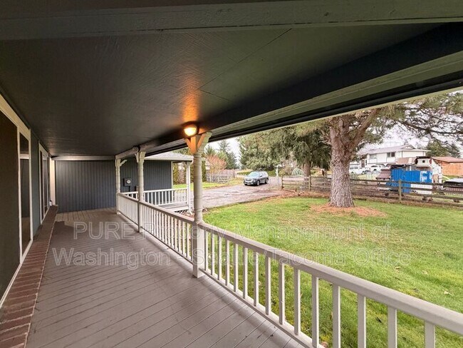 Photo - 18417 40th Ave E