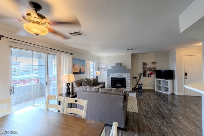 Building Photo - 8600 W Charleston Blvd Unit 2008