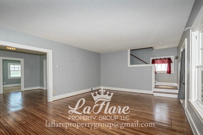 Photo - 613 Locust St