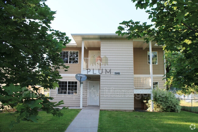 Building Photo - 1946 S 12th St W Unit B Rental