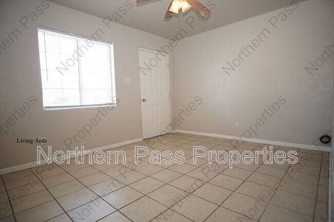 Photo - 120 S Carolina Dr