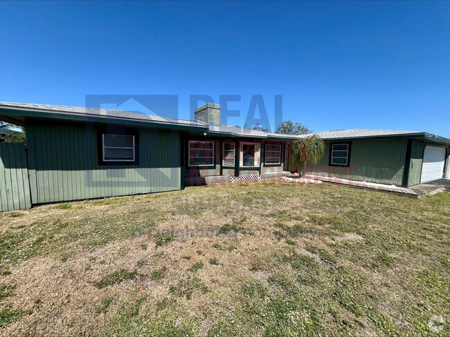 Building Photo - 563 Parkview Dr Rental