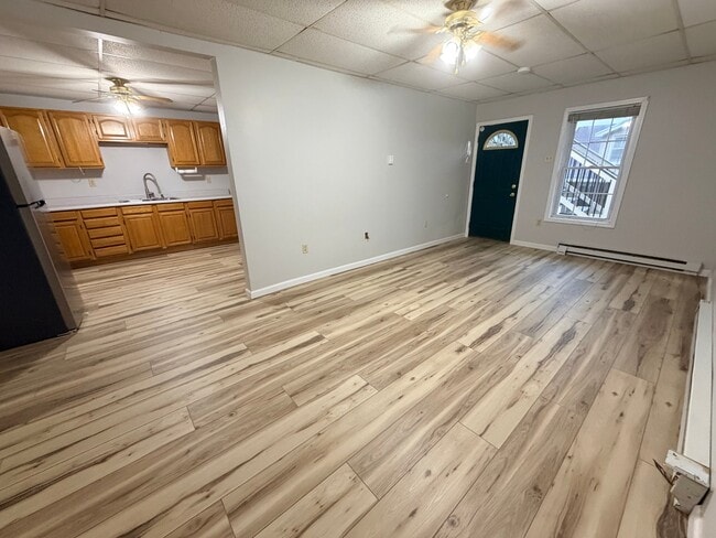 Photo - 237 Spruce St