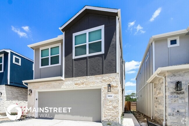 Building Photo - 9824 Rugged Oaks Dr Rental
