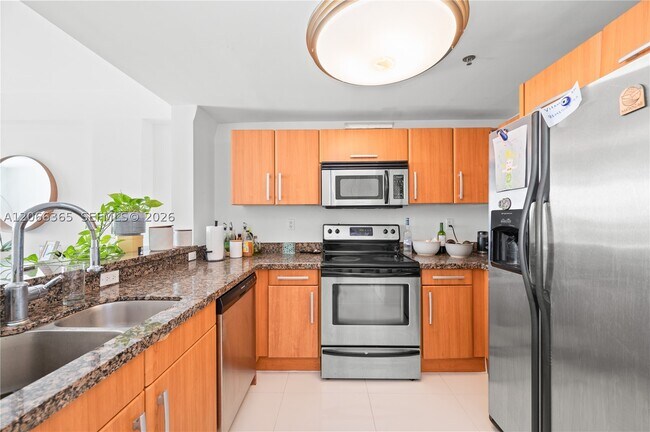 Photo - 6362 Collins Ave Unit 411