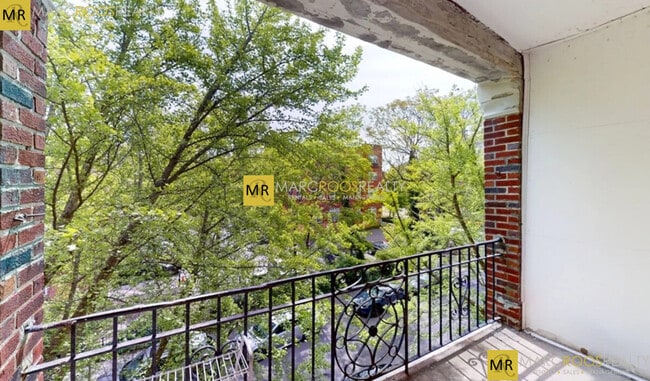 Photo - 133 Chiswick Rd Unit 13