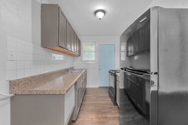 Photo - 2101 W Romana St Unit A