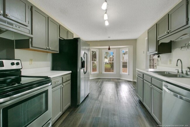 Photo - 5319 Thackeray Dr