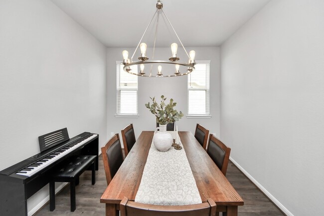 Photo - 6007 Prince Pl Dr