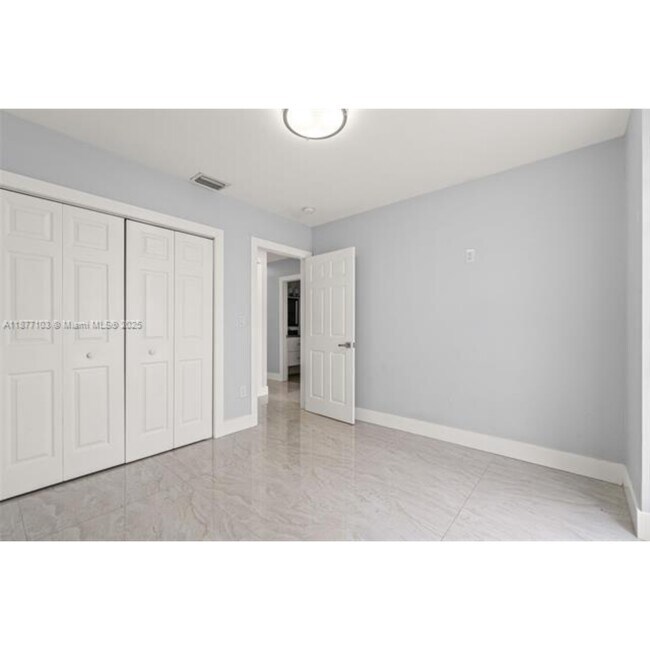 Photo - 11380 SW 180th St