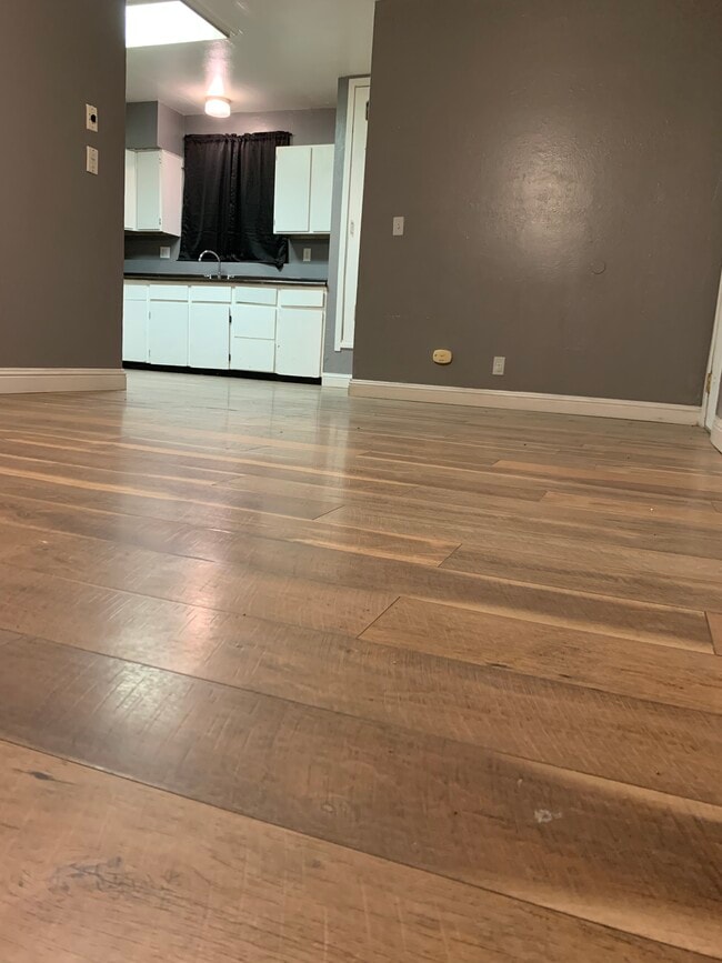 Photo - 1255 Sierra St