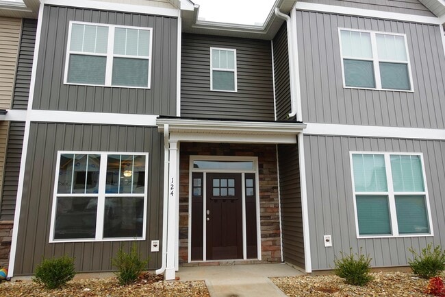 Photo - 124 Creekland Wy