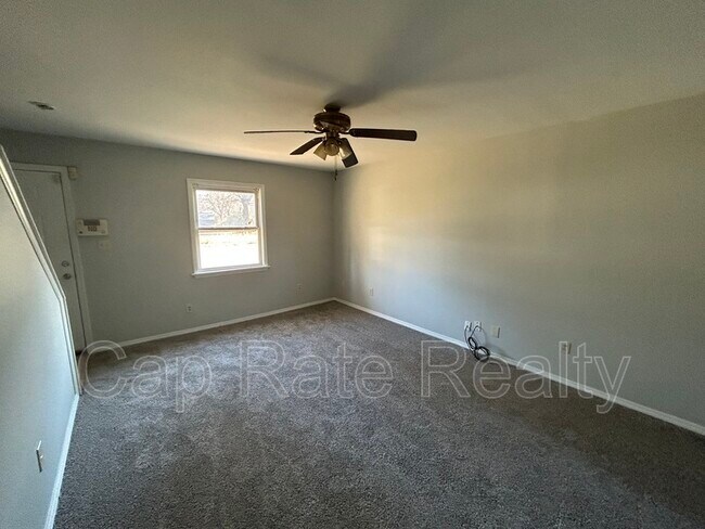 Photo - 3137 McGuffey Rd