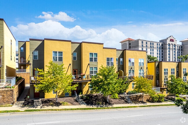 Photo - Madison Condominiums