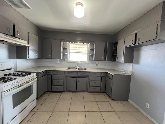 Photo - 20649 E American Ave