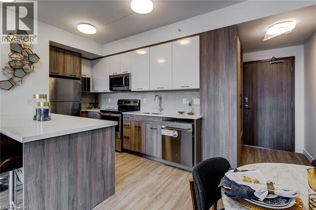 Photo - 49 Walnut St S Unit 1408