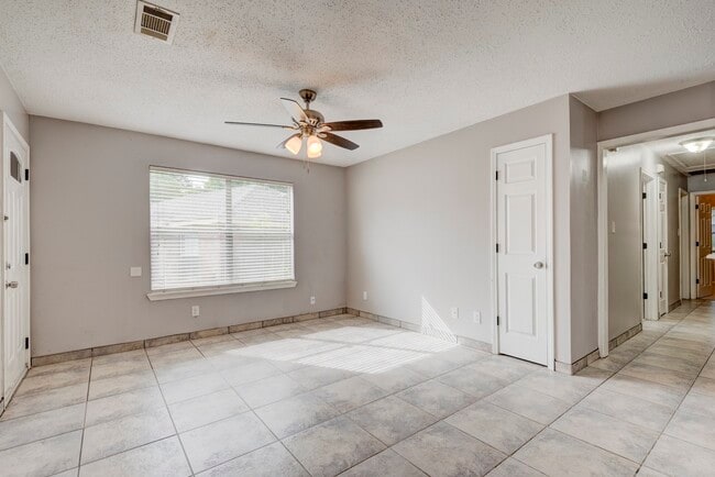 Photo - 22307 Tree House Ln