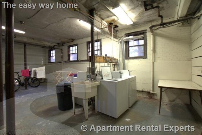 Photo - 30 Langdon St Unidad #16