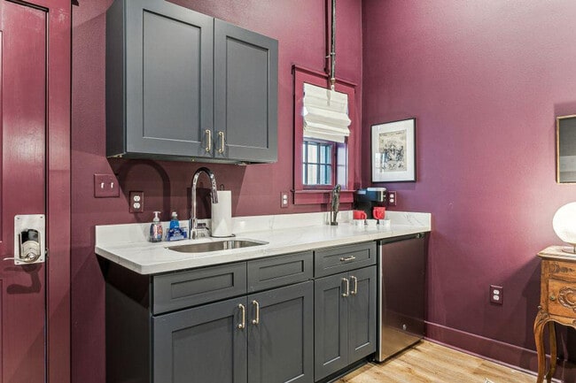 1738 N Rampart St Unit SI ID1369011P
