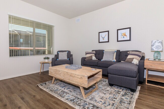 Willow Creek Apartments For Rent in Prescott, AZ