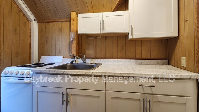 Photo - 6 11th St S
