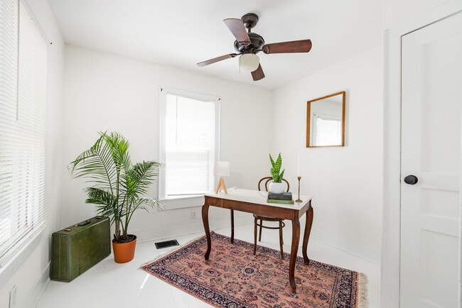 Bedroom or Office - 320 Cherry St