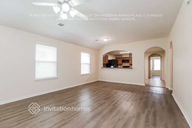 Photo - 8622 Doskocil Dr