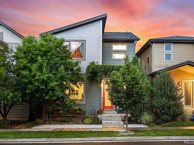 Building Photo - LUXURY MIDTOWN LIVING | PRIVATE BACKYARD RETREAT - Available NOW!