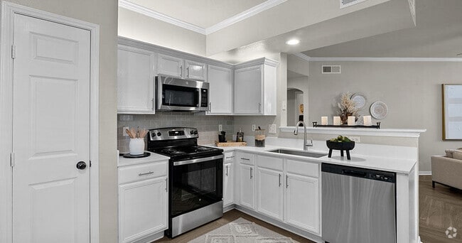 Building Photo - Comfort, Convenience, and Community! Unit BWAK Rental