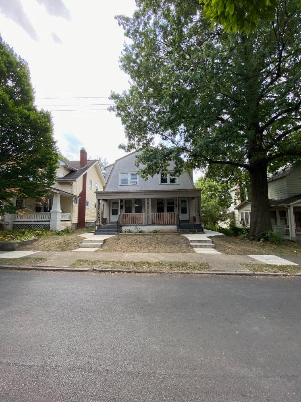 Building Photo - 55 W Lakeview Ave Unit 55