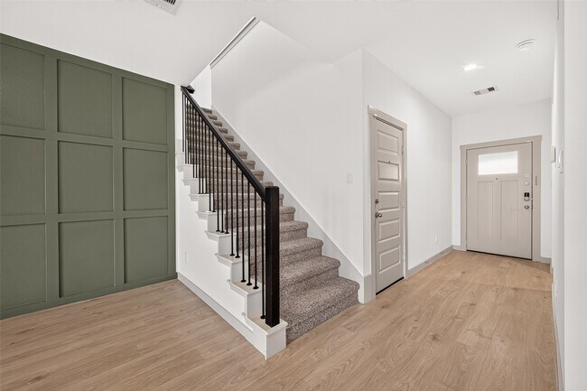 Photo - 3206 Langley Bnd Ln