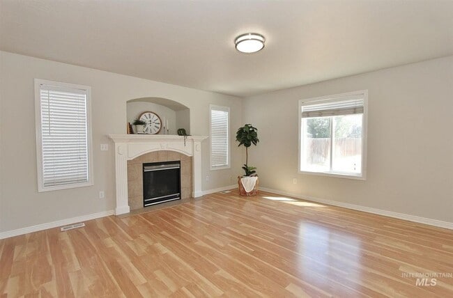 Photo - Beautiful Open Floor Plan Home in Boise!