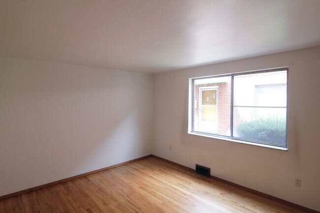 Photo - 432 Franklin Ave