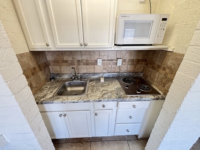 Photo - 1643 S State St