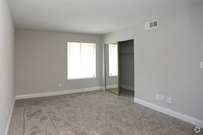 1BR, 1BA - Bedroom