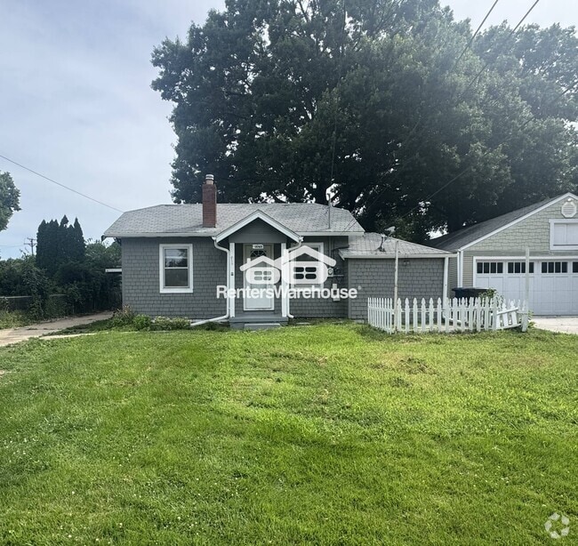 Building Photo - 1685 Northwest Dr Rental